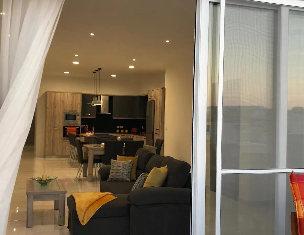 Apartment Penthouse In Marsaxlokk With Panoramic Views: 3 Bedrooms, 2 Baths Malta