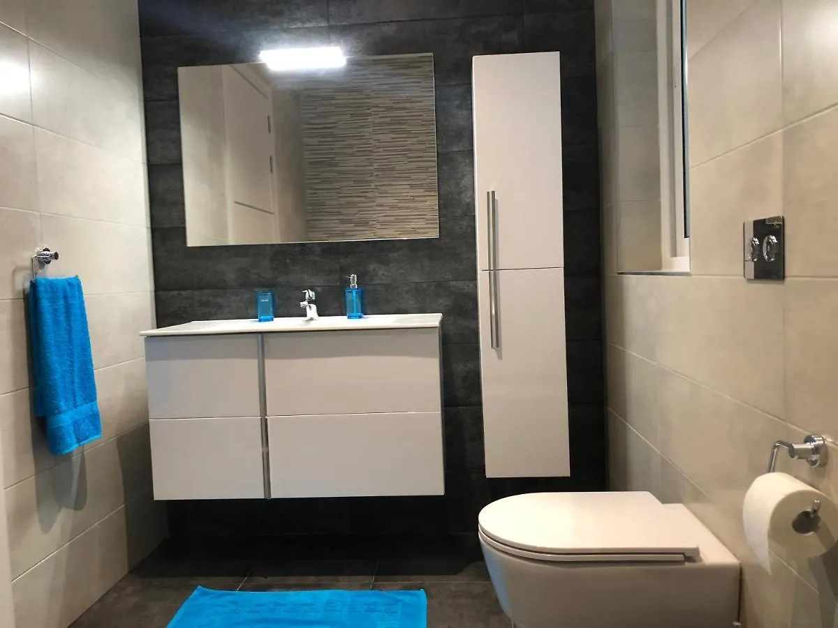 Apartment Penthouse In Marsaxlokk With Panoramic Views: 3 Bedrooms, 2 Baths